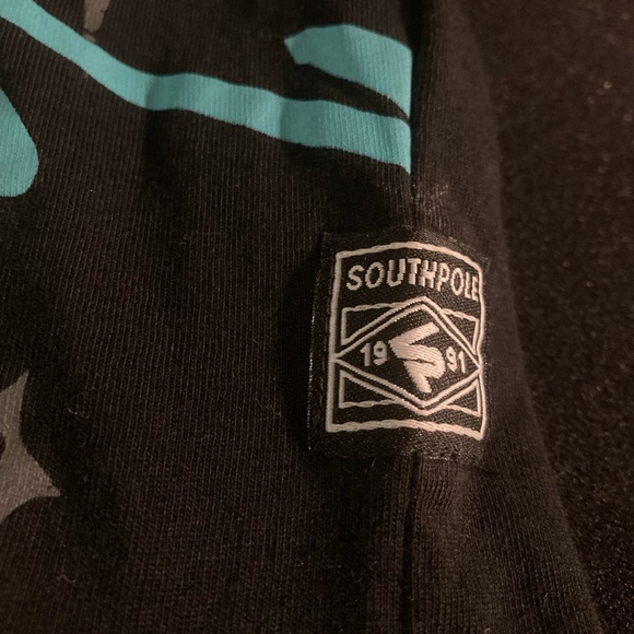 Bundle! SOUTHPOLE Authentic Collection Men’s Graphic SS T-Shirt and White Jogger - Picture 5 of 13